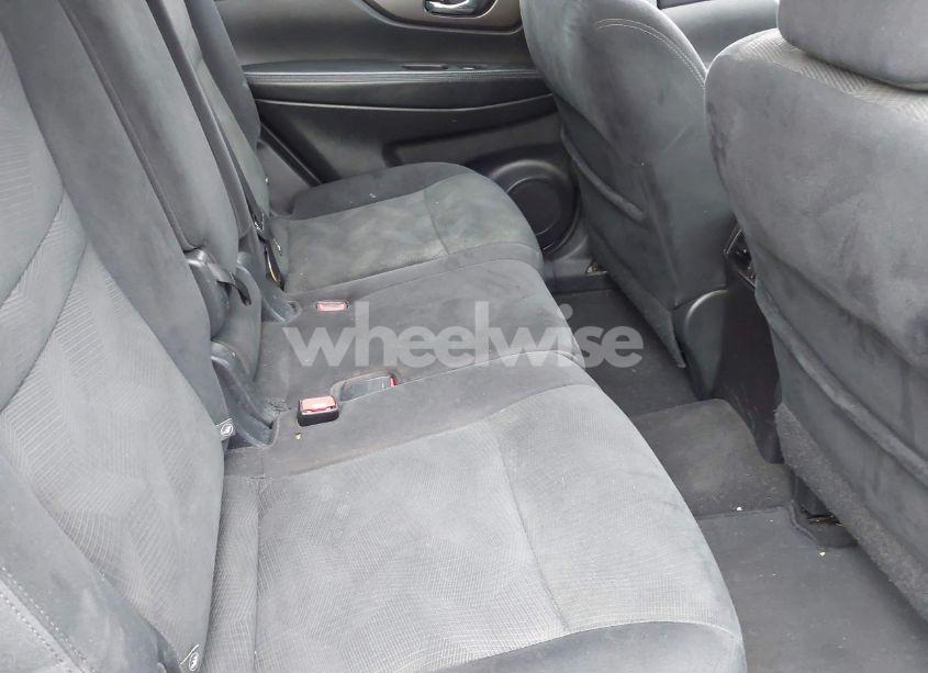 Photo 8 of 2015 Nissan Rogue SV (VIN 5N1AT2MV9FC916966)