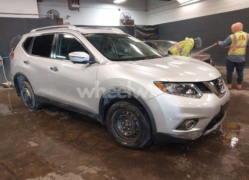 2016 Nissan Rogue SL (VIN 5N1AT2MV9GC745055) main photo