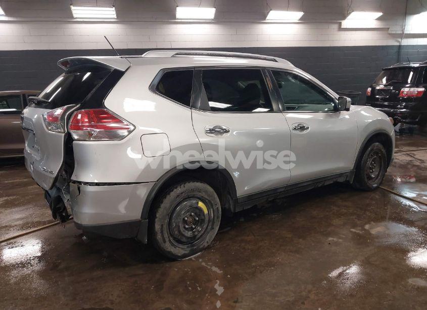 Photo 4 of 2016 Nissan Rogue SL (VIN 5N1AT2MV9GC745055)