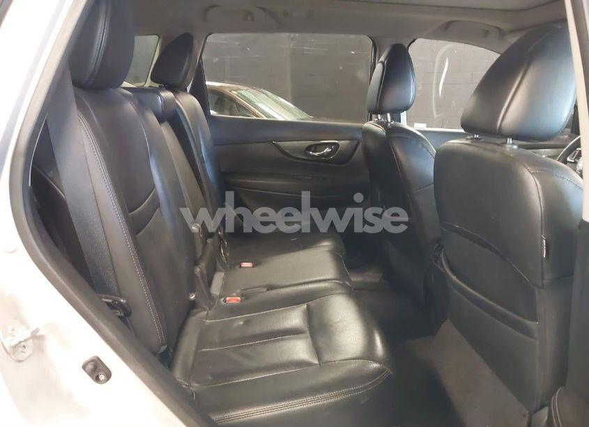 Photo 8 of 2016 Nissan Rogue SL (VIN 5N1AT2MV9GC745055)