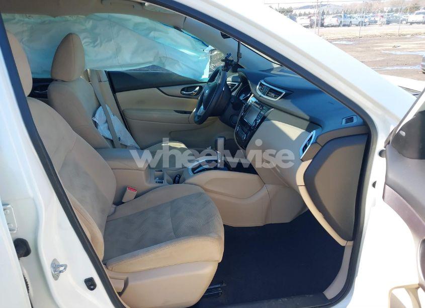 Photo 5 of 2016 Nissan Rogue SV (VIN 5N1AT2MV9GC773664)