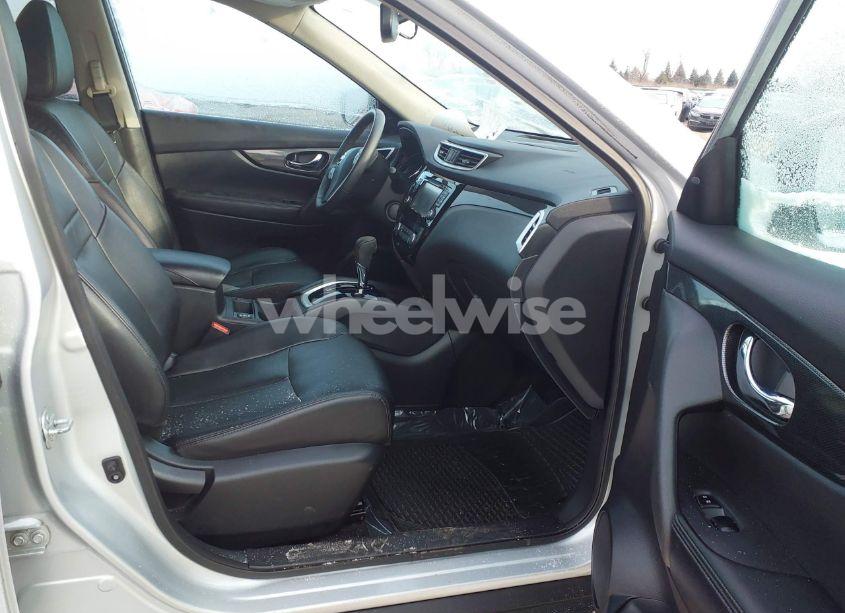 Photo 5 of 2016 Nissan Rogue SL (VIN 5N1AT2MV9GC871349)