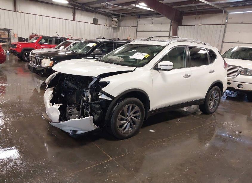 Photo 2 of 2016 Nissan Rogue SL (VIN 5N1AT2MV9GC883498)