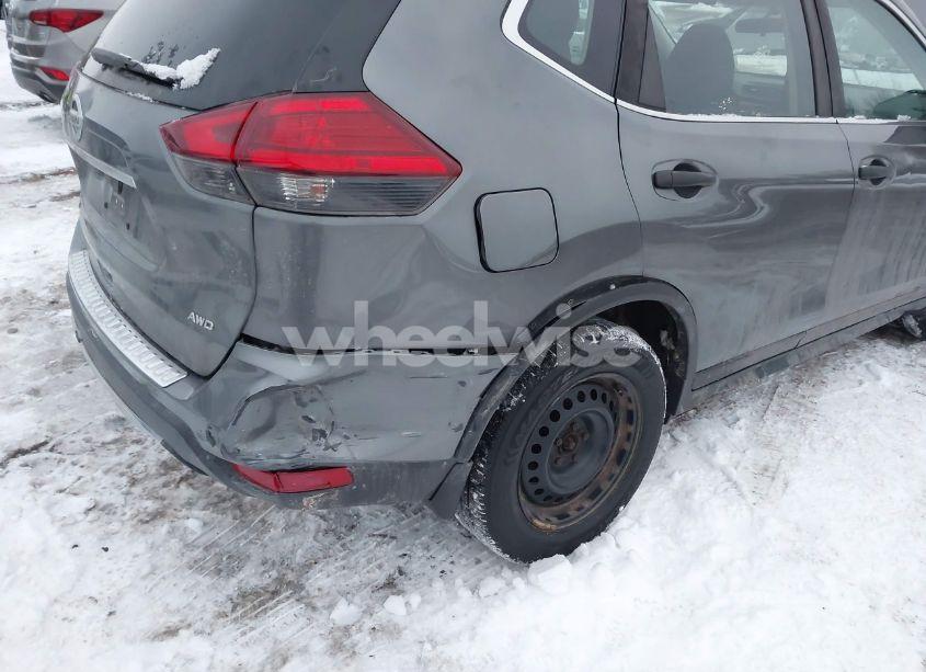 Photo 6 of 2017 Nissan Rogue S (VIN 5N1AT2MV9HC733585)