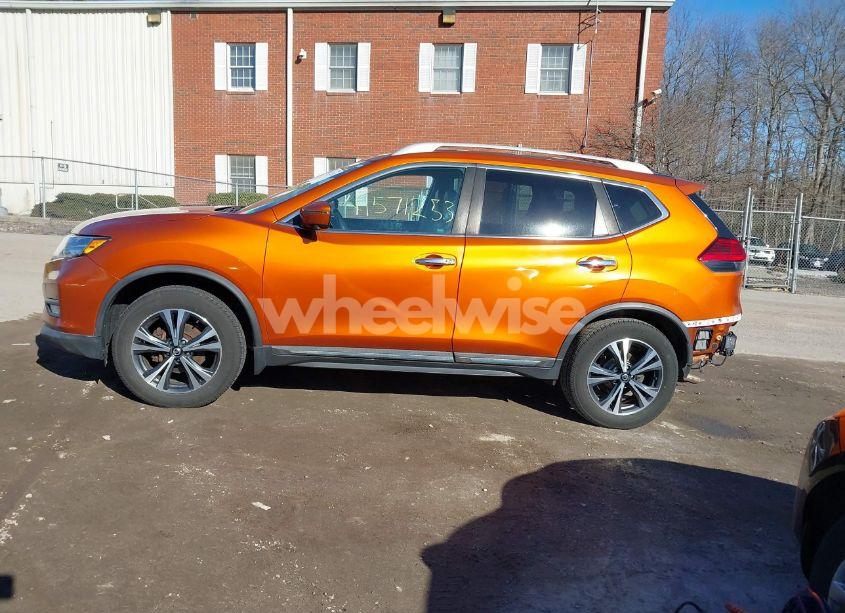 Photo 14 of 2017 Nissan Rogue SL (VIN 5N1AT2MV9HC762391)