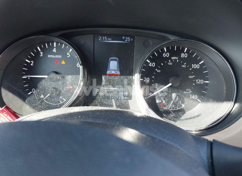 Photo 7 of 2017 Nissan Rogue SL (VIN 5N1AT2MV9HC762391)