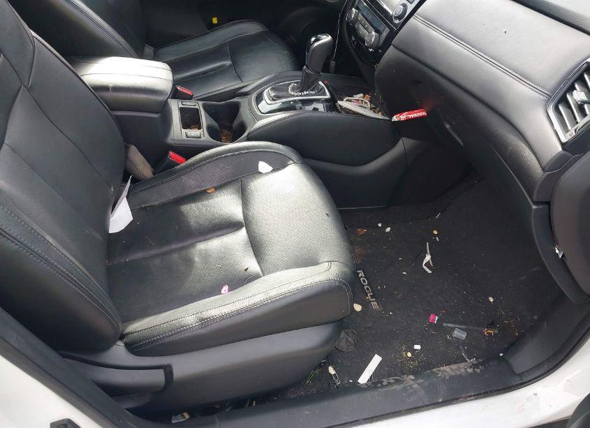 Photo 5 of 2017 Nissan Rogue SL (VIN 5N1AT2MV9HC779739)