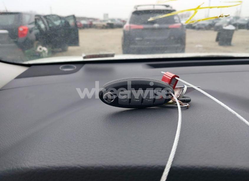 Photo 11 of 2017 Nissan Rogue SV (VIN 5N1AT2MV9HC803053)