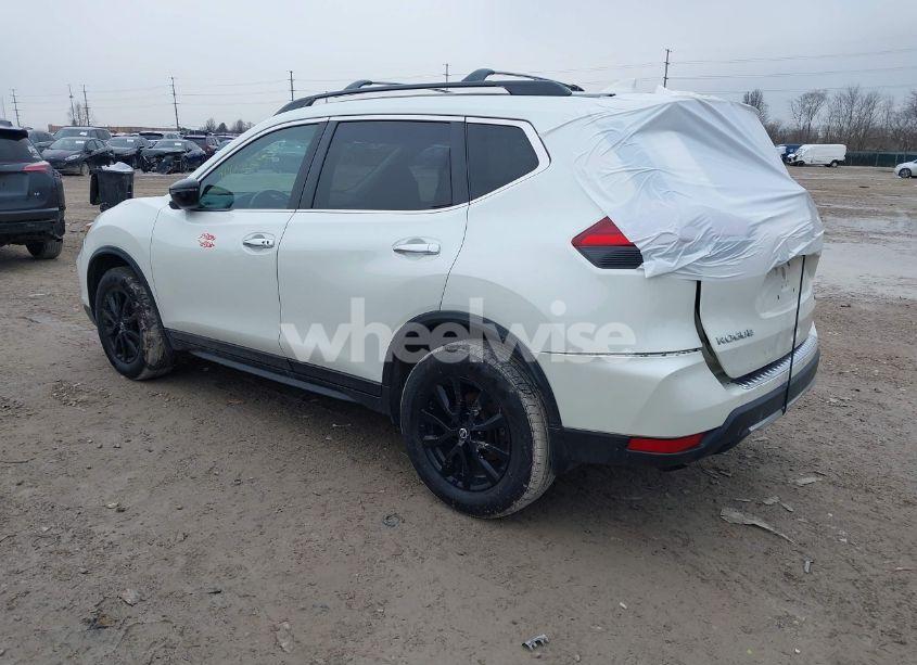 Photo 3 of 2017 Nissan Rogue SV (VIN 5N1AT2MV9HC803053)