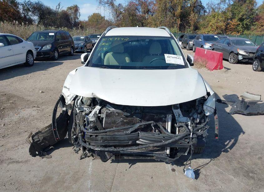 Photo 12 of 2017 Nissan Rogue SV (VIN 5N1AT2MV9HC811119)