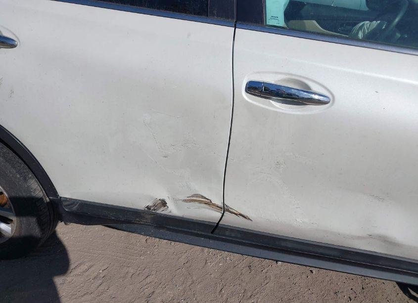 Photo 18 of 2017 Nissan Rogue SV (VIN 5N1AT2MV9HC811119)