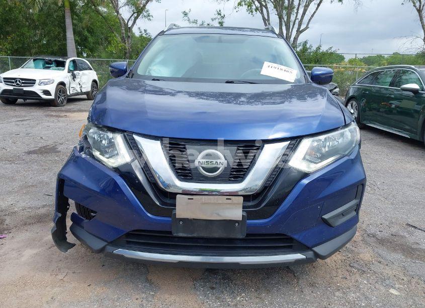 Photo 13 of 2017 Nissan Rogue SV (VIN 5N1AT2MV9HC874091)