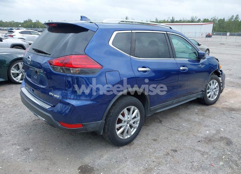 Photo 4 of 2017 Nissan Rogue SV (VIN 5N1AT2MV9HC874091)