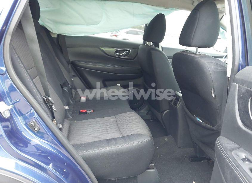 Photo 8 of 2017 Nissan Rogue SV (VIN 5N1AT2MV9HC874091)