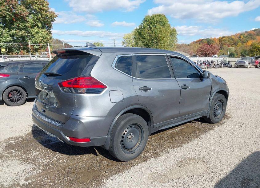 Photo 4 of 2017 Nissan Rogue S (VIN 5N1AT2MV9HC892199)