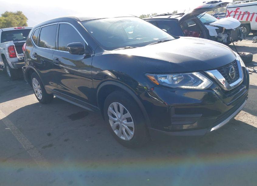 2018 Nissan Rogue S/SL/SV (VIN 5N1AT2MV9JC736590) main photo