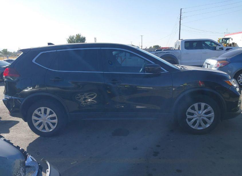 Photo 13 of 2018 Nissan Rogue S/SL/SV (VIN 5N1AT2MV9JC736590)