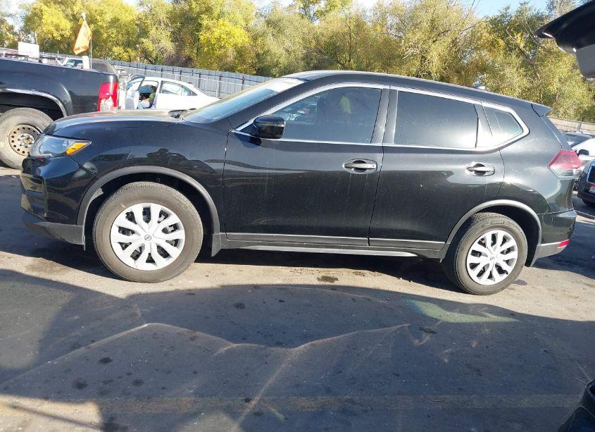 Photo 14 of 2018 Nissan Rogue S/SL/SV (VIN 5N1AT2MV9JC736590)