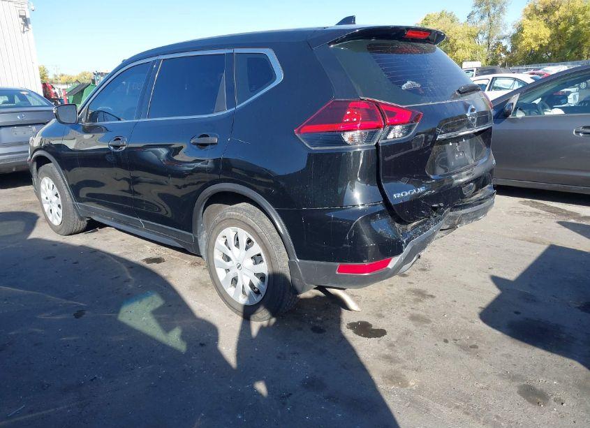 Photo 3 of 2018 Nissan Rogue S/SL/SV (VIN 5N1AT2MV9JC736590)