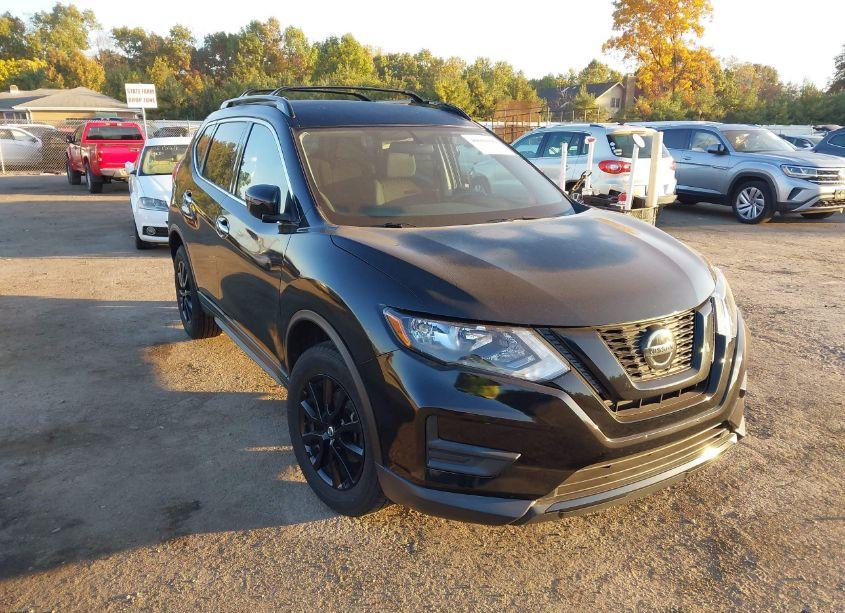 2018 Nissan Rogue SV (VIN 5N1AT2MV9JC744530) main photo