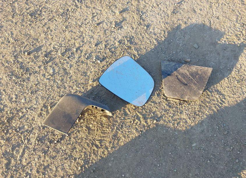 Photo 12 of 2018 Nissan Rogue SV (VIN 5N1AT2MV9JC744530)