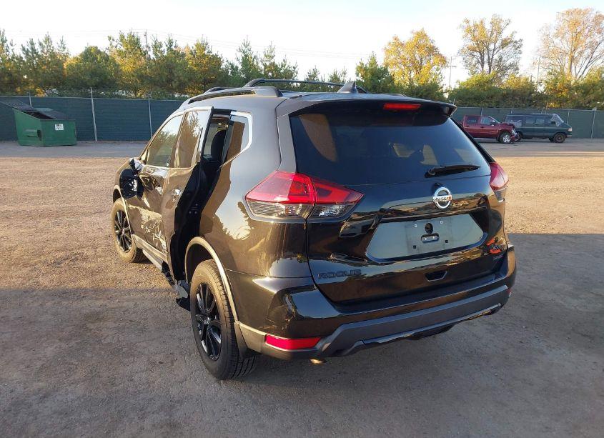 Photo 3 of 2018 Nissan Rogue SV (VIN 5N1AT2MV9JC744530)