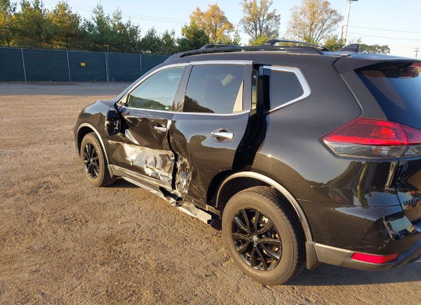 Photo 6 of 2018 Nissan Rogue SV (VIN 5N1AT2MV9JC744530)