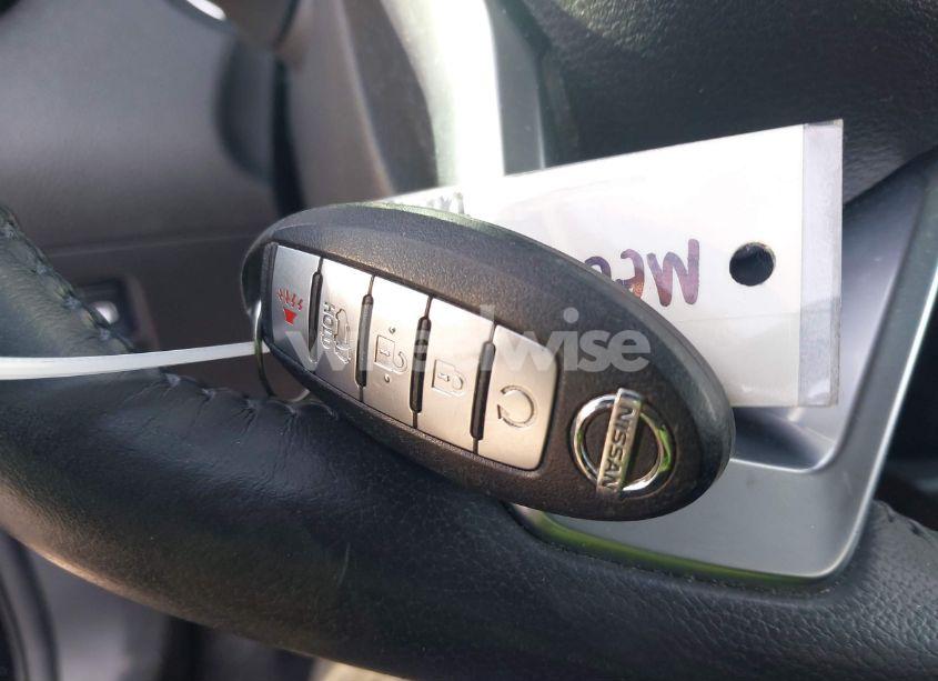 Photo 11 of 2018 Nissan Rogue SV (VIN 5N1AT2MV9JC751851)