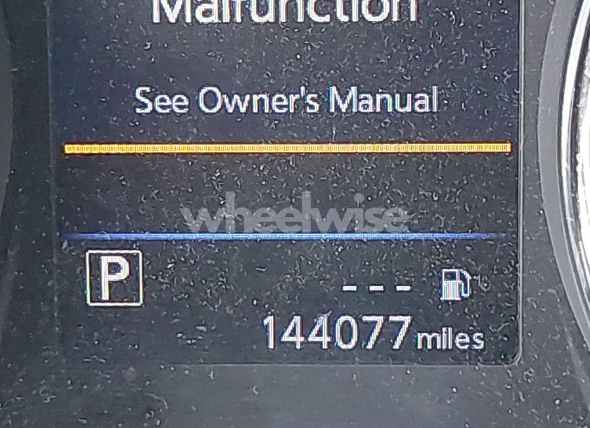 Photo 16 of 2018 Nissan Rogue SV (VIN 5N1AT2MV9JC751851)