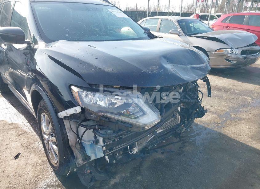 Photo 18 of 2018 Nissan Rogue SV (VIN 5N1AT2MV9JC751851)