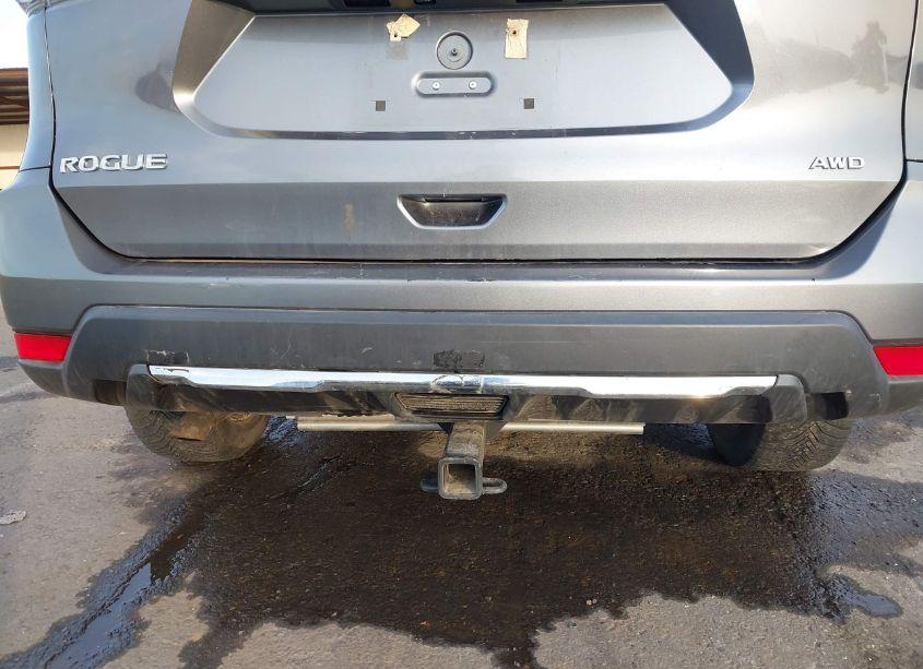 Photo 6 of 2018 Nissan Rogue S (VIN 5N1AT2MV9JC769315)