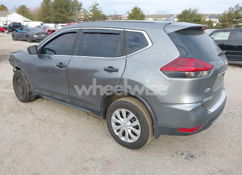 Photo 3 of 2018 Nissan Rogue S (VIN 5N1AT2MV9JC770853)