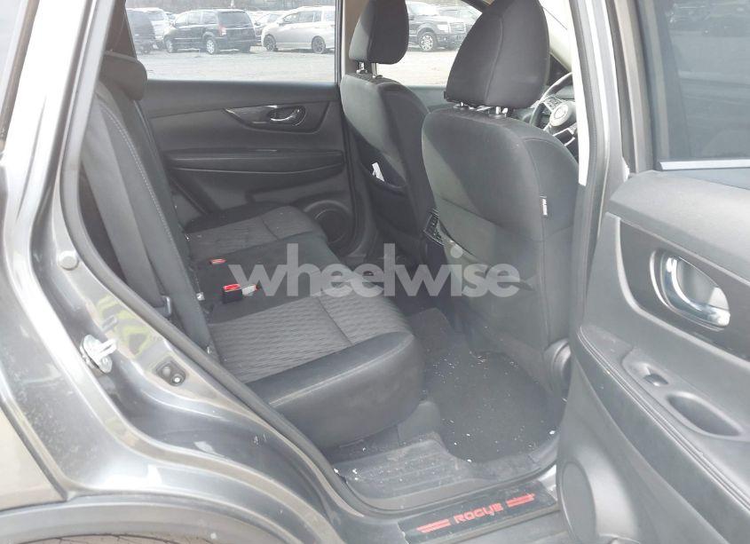 Photo 8 of 2018 Nissan Rogue S (VIN 5N1AT2MV9JC770853)