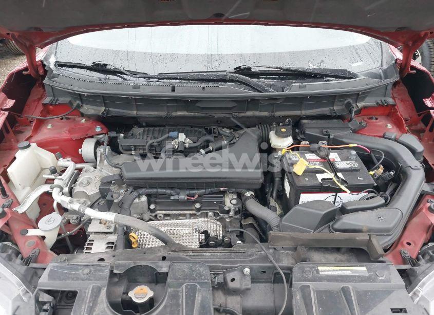 Photo 10 of 2018 Nissan Rogue SV (VIN 5N1AT2MV9JC809943)