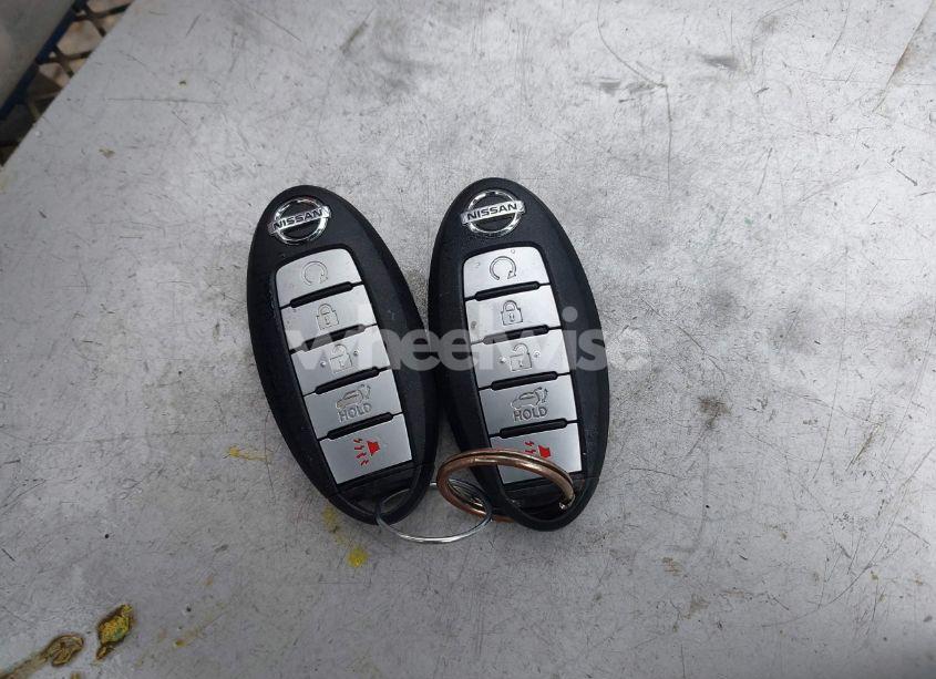 Photo 11 of 2018 Nissan Rogue SV (VIN 5N1AT2MV9JC809943)