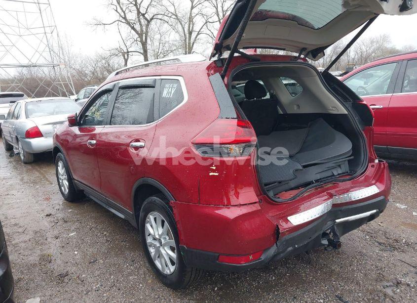 Photo 3 of 2018 Nissan Rogue SV (VIN 5N1AT2MV9JC809943)