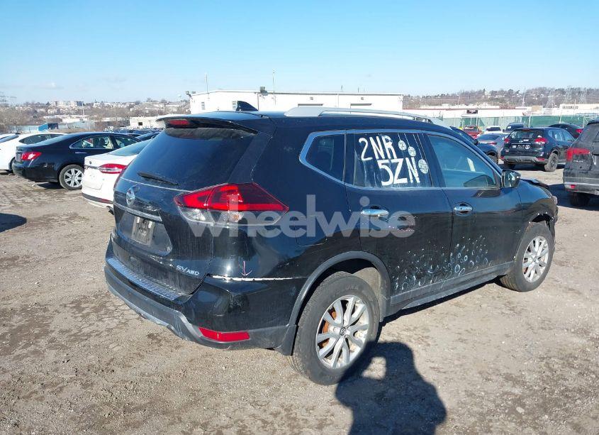 Photo 4 of 2018 Nissan Rogue SV (VIN 5N1AT2MV9JC816987)