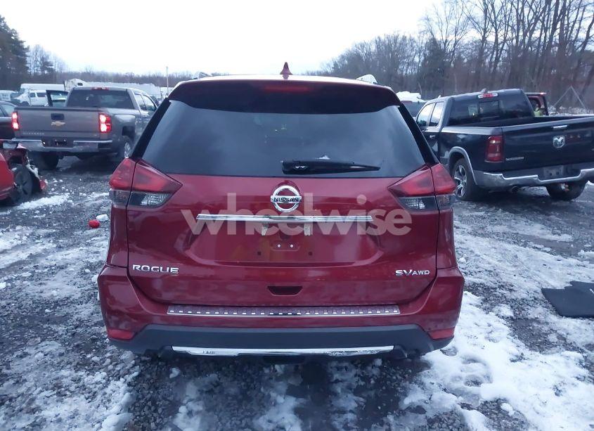 Photo 16 of 2018 Nissan Rogue SV (VIN 5N1AT2MV9JC822093)