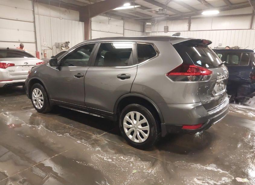 Photo 3 of 2018 Nissan Rogue S (VIN 5N1AT2MV9JC828556)