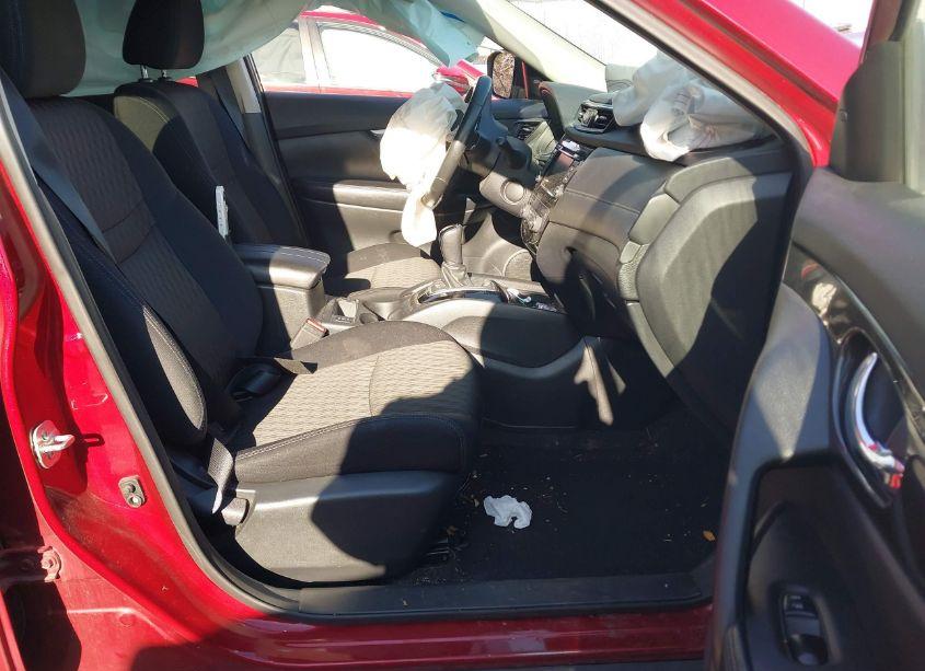 Photo 5 of 2018 Nissan Rogue SV (VIN 5N1AT2MV9JC833207)