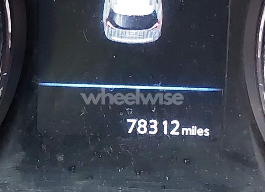 Photo 15 of 2018 Nissan Rogue SV (VIN 5N1AT2MV9JC838455)