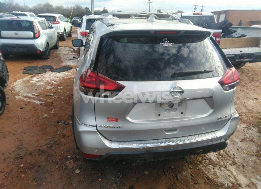 Photo 16 of 2019 Nissan Rogue (VIN 5N1AT2MV9KC727230)