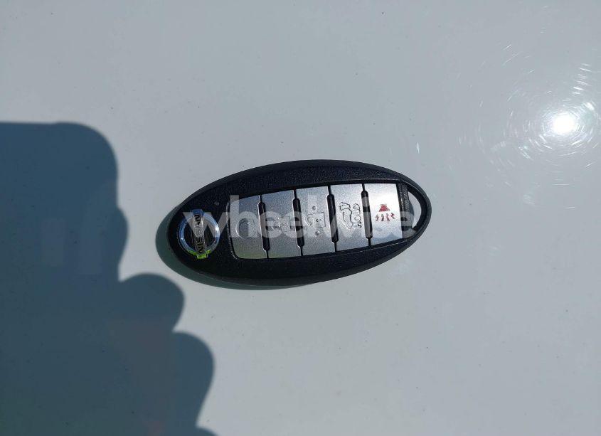 Photo 11 of 2019 Nissan Rogue SV (VIN 5N1AT2MV9KC757926)