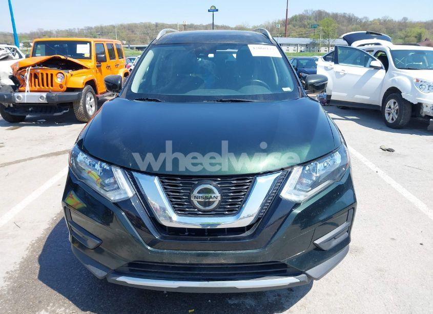 Photo 12 of 2019 Nissan Rogue SV (VIN 5N1AT2MV9KC757926)