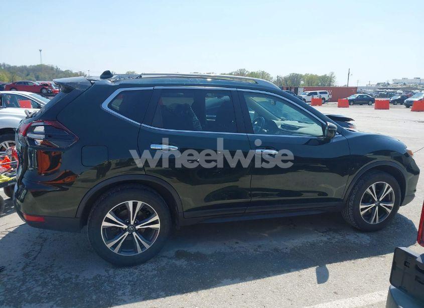 Photo 13 of 2019 Nissan Rogue SV (VIN 5N1AT2MV9KC757926)
