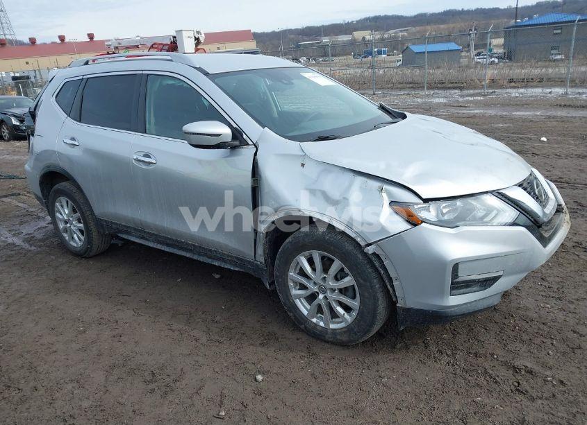 2019 Nissan Rogue SV (VIN 5N1AT2MV9KC772619) main photo