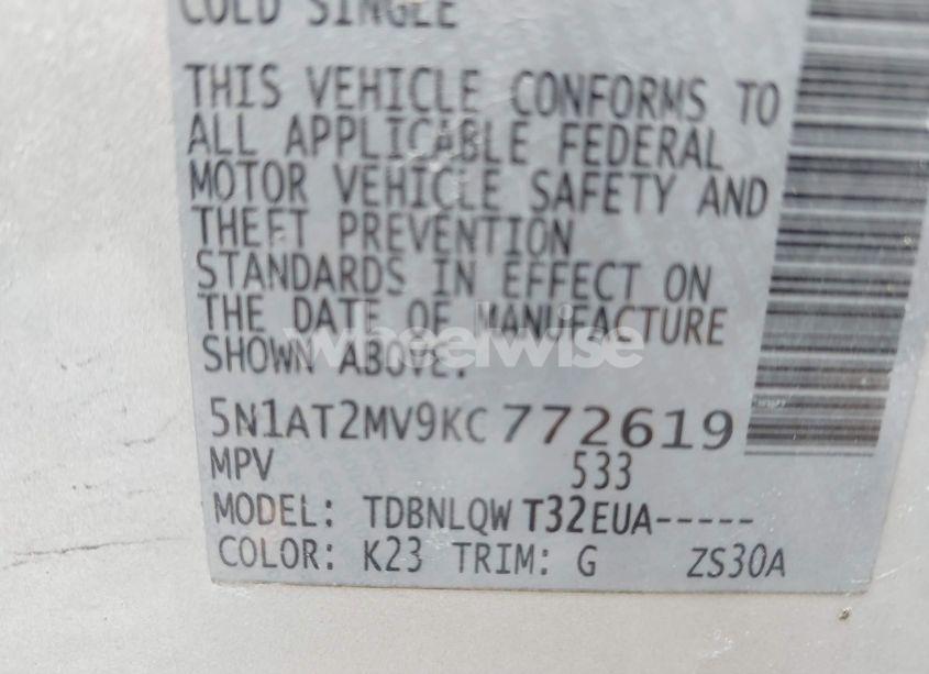 Photo 9 of 2019 Nissan Rogue SV (VIN 5N1AT2MV9KC772619)