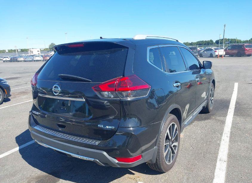 Photo 4 of 2019 Nissan Rogue SL (VIN 5N1AT2MV9KC823097)