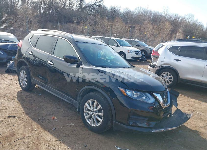 2019 Nissan Rogue S (VIN 5N1AT2MV9KC844242) main photo