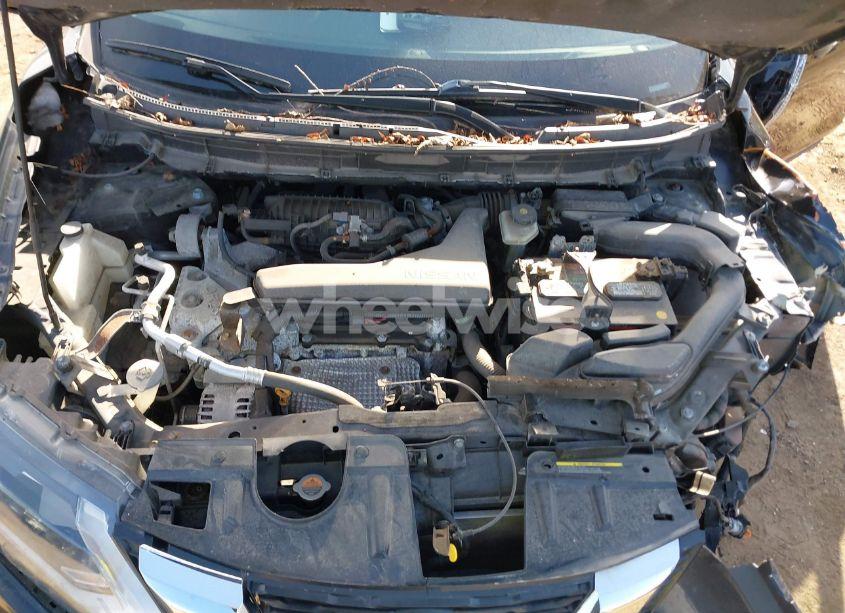 Photo 10 of 2019 Nissan Rogue S (VIN 5N1AT2MV9KC844242)